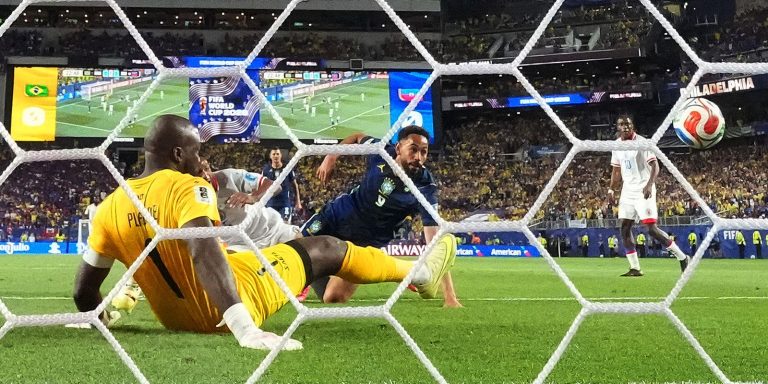 Veja os resultados dos jogos de sexta-feira (19) na Copa veja-os-resultados-dos-jogos-de-sexta-feira-(19)-na-copa